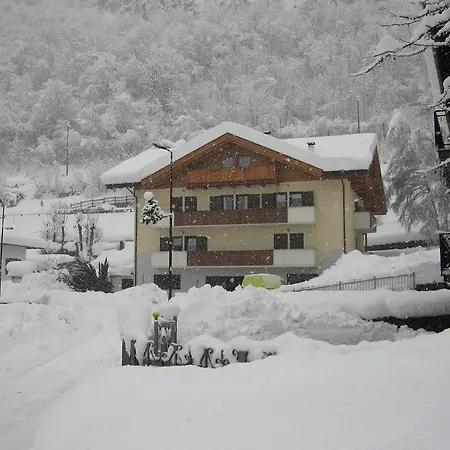 Appartamenti Gosetti Mezzana  Exterior photo